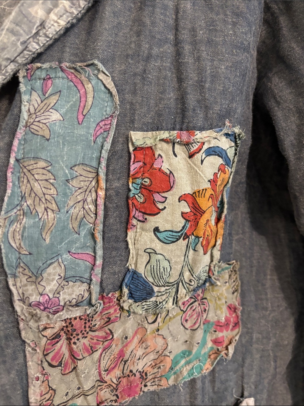 Vintage-Inspired Gray Patchwork Long Coat - Picture 4 of 10